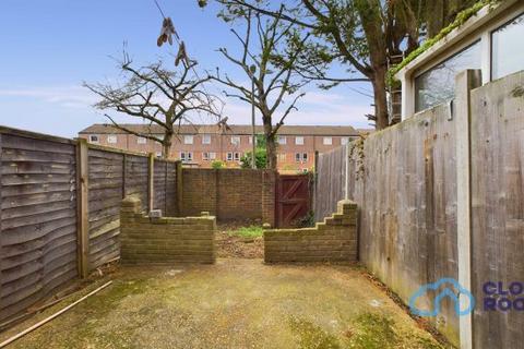 undefined, Shrewton Road