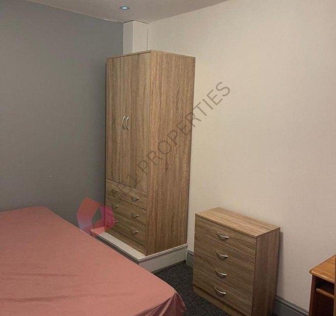 Riverside-cb5-8hl-1034508