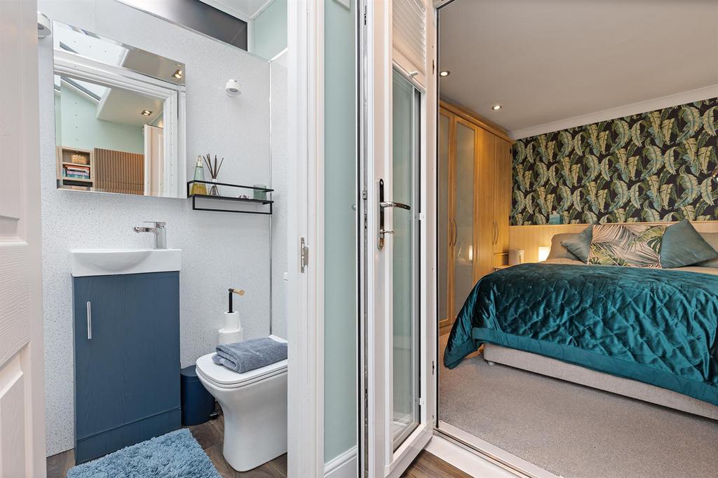 106 Whitley Road, Whitley 21 297.jpg