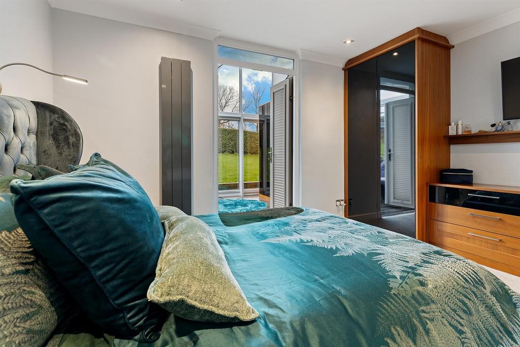 106 Whitley Road, Whitley. bedroom.jpg