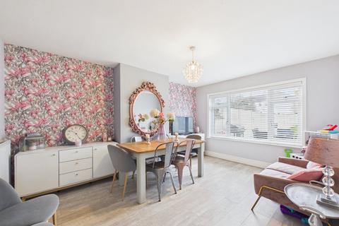 undefined, Cheltenham Road, Gloucester, Gloucestershire, GL2