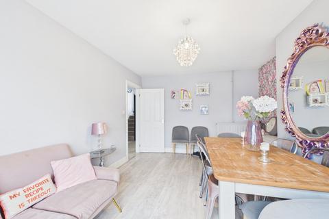 undefined, Cheltenham Road, Gloucester, Gloucestershire, GL2