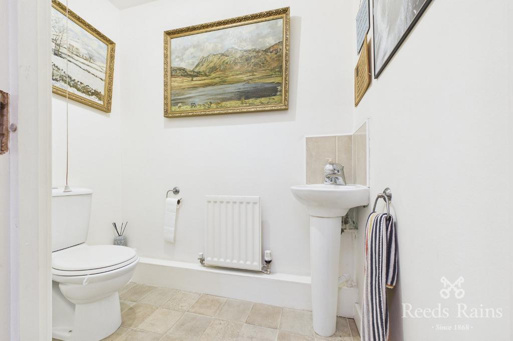 Cloarkroom/WC
