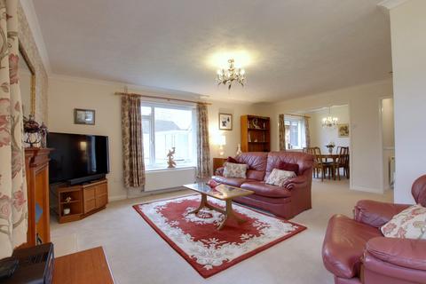 3 bedroom detached bungalow for sale, SOUTH LODGE, CATISFIELD