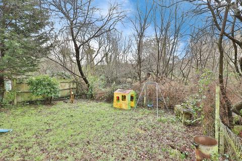 2 bedroom flat for sale, Fraser Road, Poole, Dorset, BH12