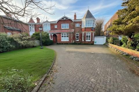 undefined, York Road, Southport PR8