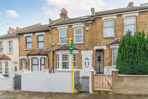 Bungalow Road, Norwood, London, SE25