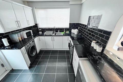 3 bedroom semi-detached house for sale, Harvey Crescent, Gateshead NE10