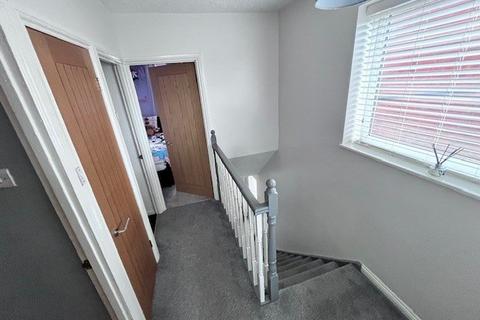 3 bedroom semi-detached house for sale, Harvey Crescent, Gateshead NE10