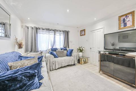 3 bedroom terraced house for sale, Cobham Road, Walthamstow, London, E17