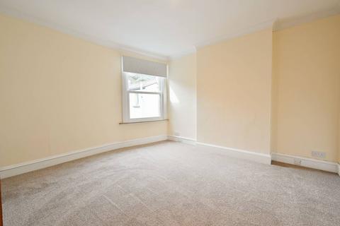 3 bedroom maisonette to rent, Marlborough Hill, Harrow, HA1