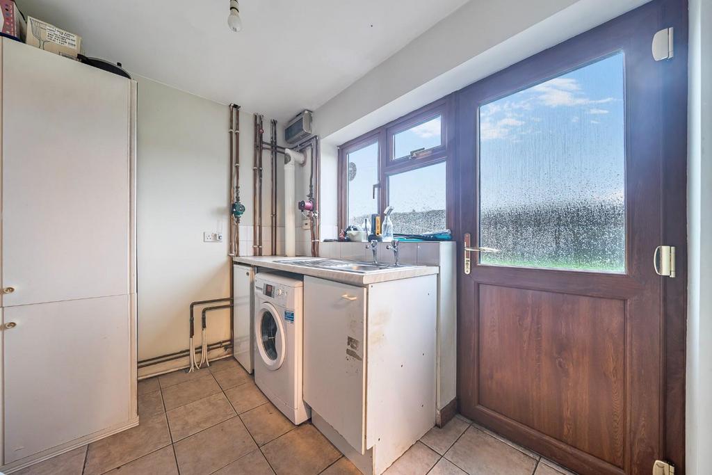 Utility Room.jpg