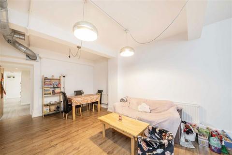 2 bedroom flat for sale, Curtain Road, London EC2A