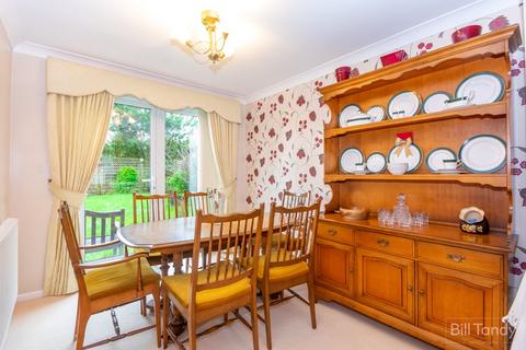 3 bedroom detached house for sale, Yorkshire Way, Burntwood, WS7