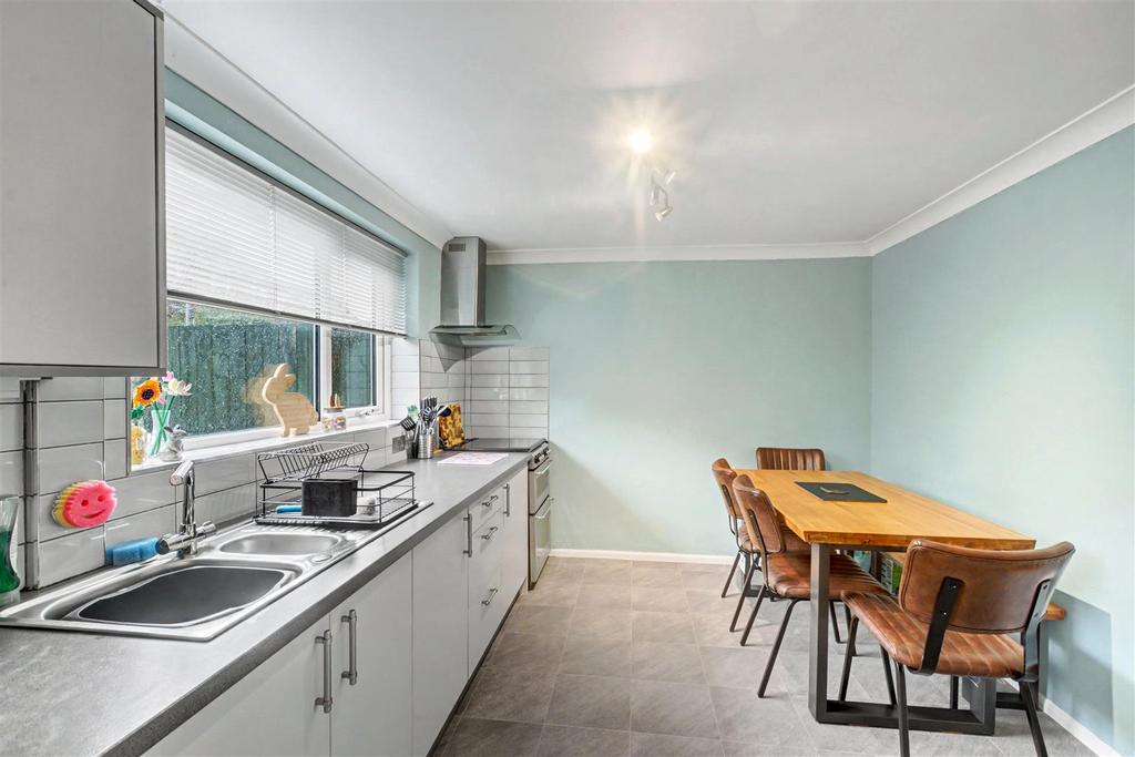 Kitchen (1).jpeg