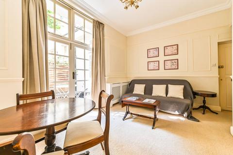 undefined, Warwick Square, Pimlico, London, SW1V