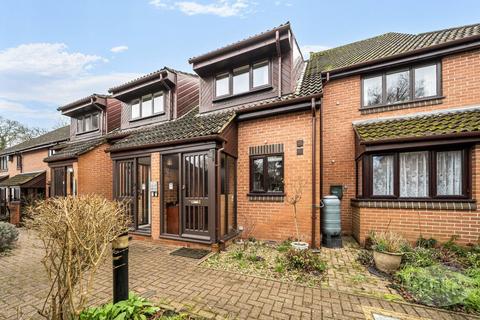 2 bedroom retirement property for sale, Candleford Gate, Tower Close, Liphook, Hampshire, GU30