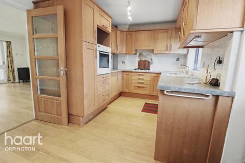 3 bedroom terraced house for sale, Wellbrook Road, Orpington