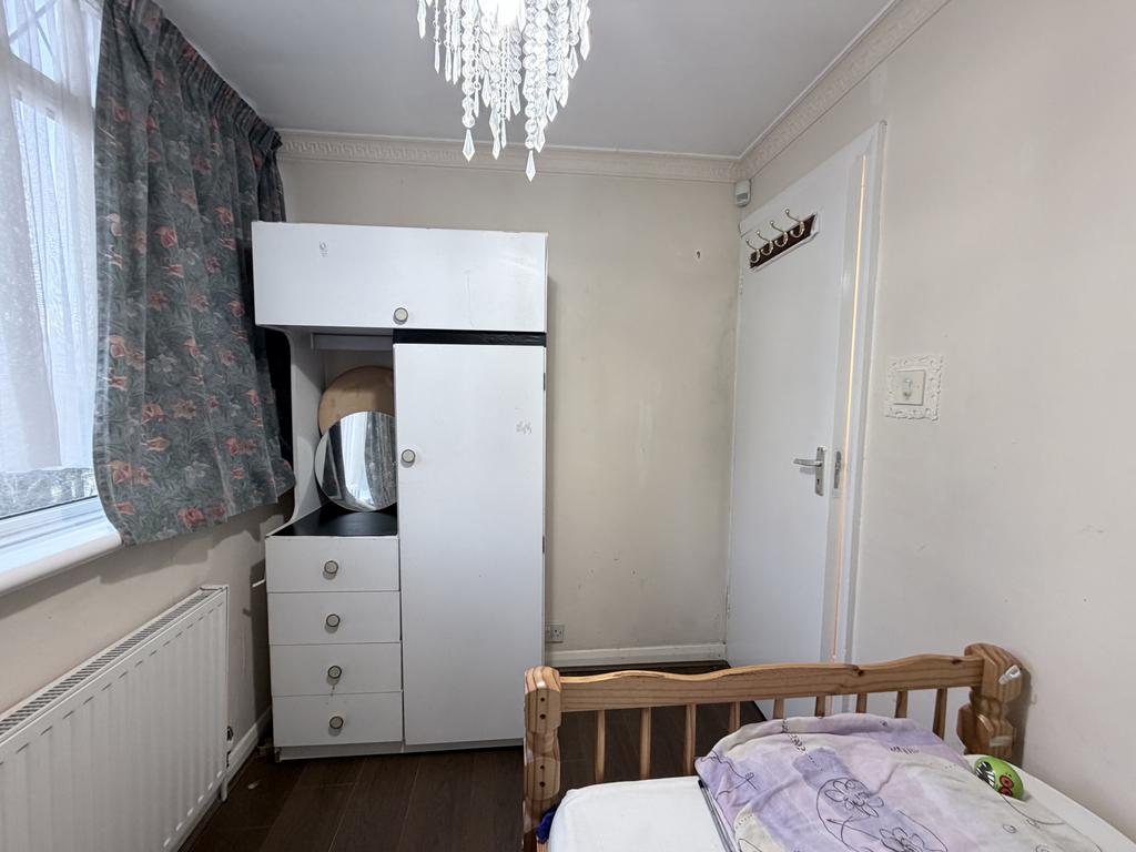 Single Room for rent