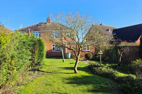 3 bedroom semi-detached house for sale, Melbourne Drive, Melton Mowbray, LE13