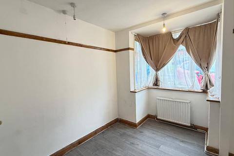 undefined, Brook Avenue, Harrow HA2