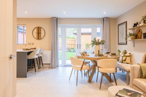 3 bedroom terraced house for sale, Pollen Road, Hazlemere, High Wycombe