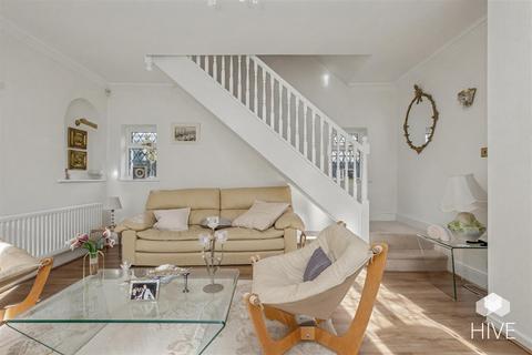 2 bedroom semi-detached house for sale, Manor Road, Bournemouth BH1