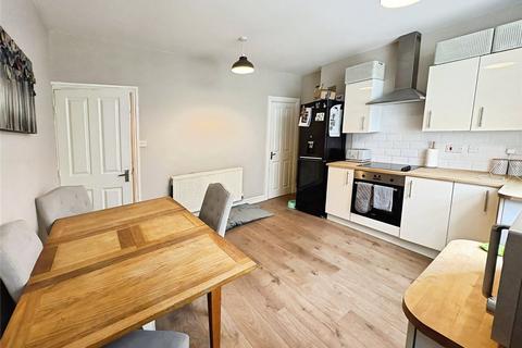 2 bedroom terraced house to rent, Alpha Street, Lancashire BB3