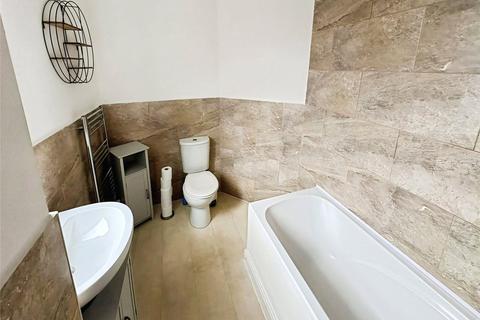 2 bedroom terraced house to rent, Alpha Street, Lancashire BB3