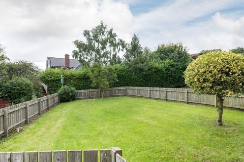 2 bedroom flat for sale, Beckside Gardens, Tyne and Wear NE5