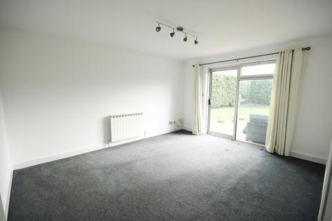 3 bedroom semi-detached house to rent, La Rue de la Lourderie, St Clement JE2