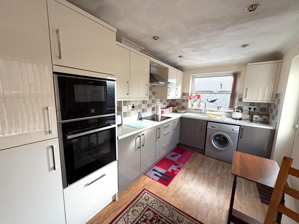 Kitchen.JPG