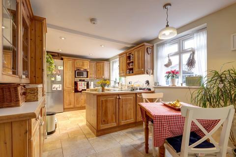 undefined, Valley Road, Tarrant Keyneston