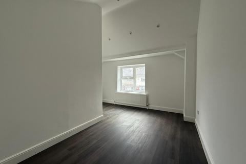 undefined, Greenford Road, Greenford, UB6