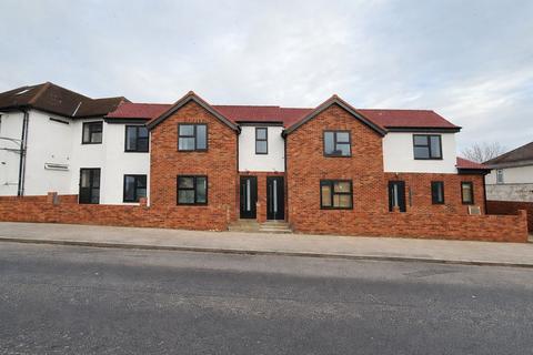 2 bedroom flat to rent, Greenford Road, Greenford, UB6