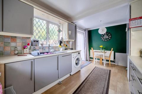 4 bedroom semi-detached house for sale, Deepcut, Camberley, Surrey, GU16