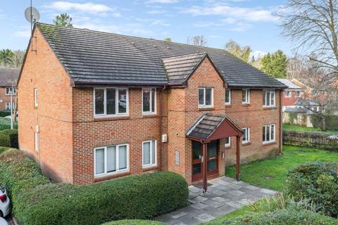 undefined, Tilebarn Close, Oxfordshire RG9
