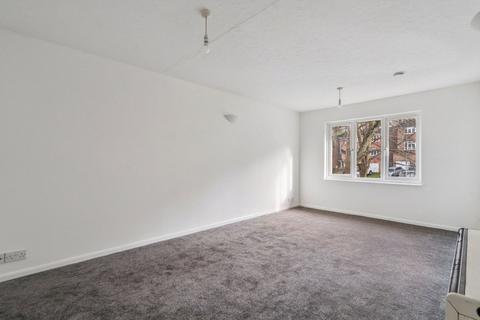 undefined, Tilebarn Close, Oxfordshire RG9