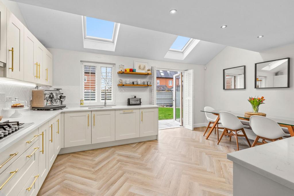 Kitchen / Dining Room
