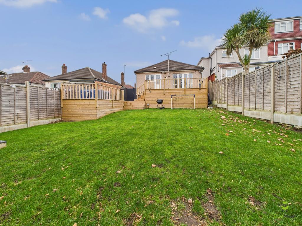 Presented by Kevin at Ewe Move Bexleyheath and Dar