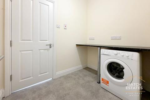 5 bedroom terraced house for sale, Cheriton High Street, Folkestone CT19
