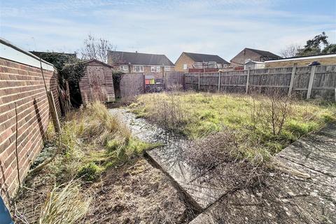 undefined, Cottingham Grove, Milton Keynes MK3
