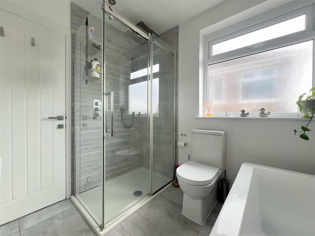 Family bathroom