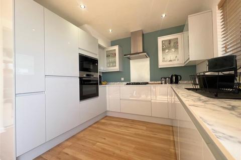 3 bedroom semi-detached house for sale, Woodford Avenue, Plymouth PL7