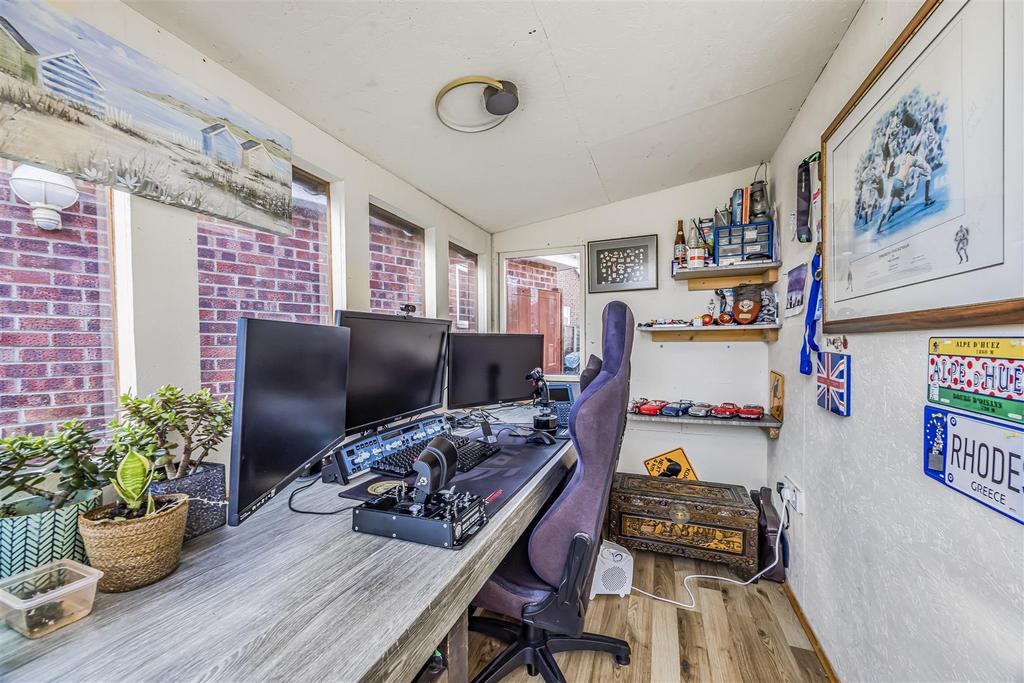 38 Saltmarsh Lane, Hayling Island-Portico Marketing