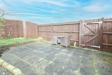 3 bedroom semi-detached house for sale, Harebell Drive, Witham