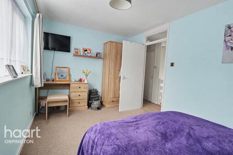 2 bedroom terraced house for sale, Oldbury Close, Orpington