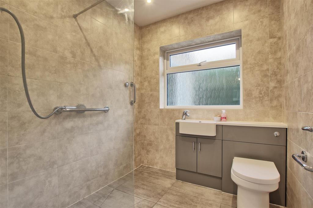 Shower room.jpg