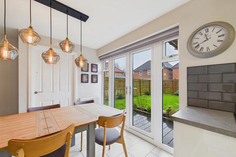 3 bedroom detached house for sale, Waudby Close, Hessle