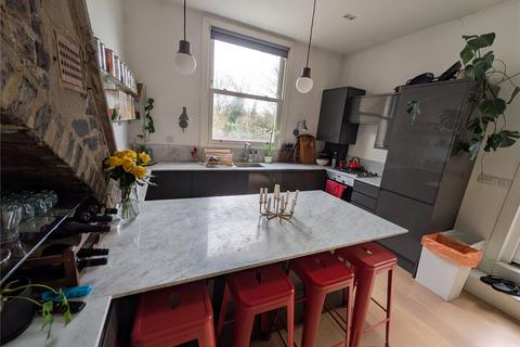 2 bedroom apartment to rent, Kilburn High Road, London, NW6